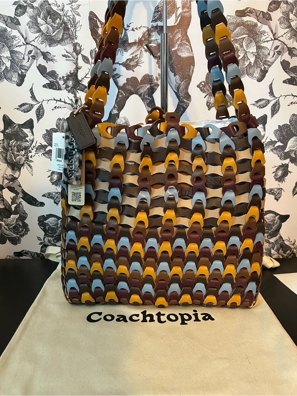 COACHTOPIA LINKS SHOULDER BAG NWT - Picture 5 of 10